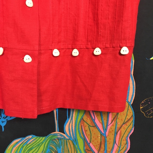 🗝 3for25 ViNTAGE / Red Pleated Button Blouse - Picture 3 of 5